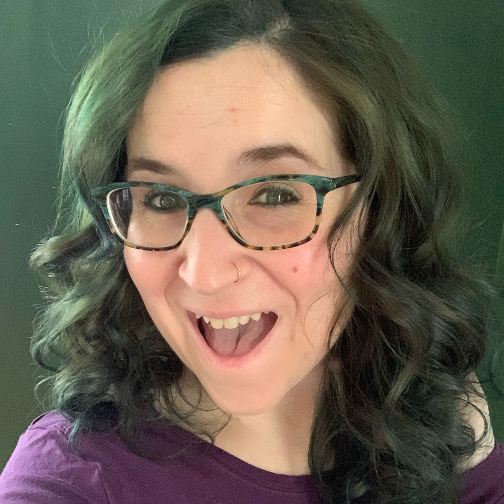 Meet your Posher, Corinne